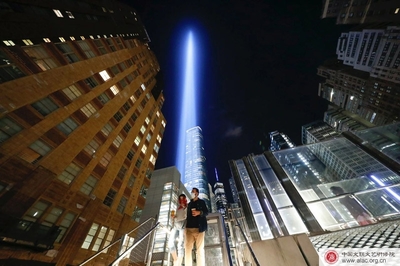 目擊疫情下的紐約防護服